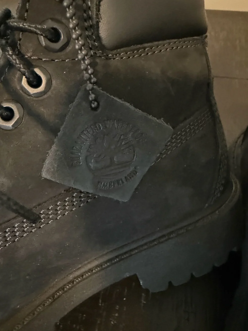 Kids Timberland Premium 6 inch black biking boots size 1 outdoors casual rugged